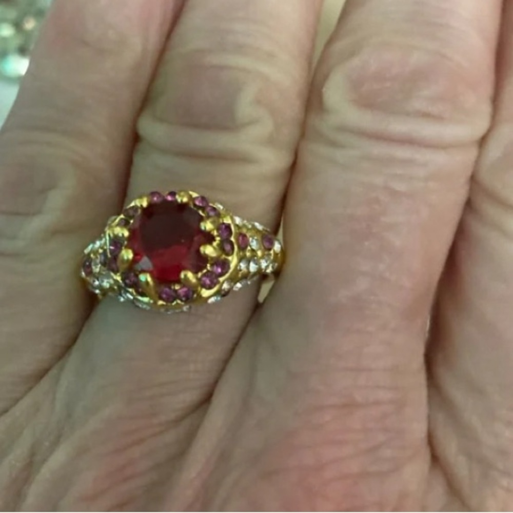 Ruby Colored Ring With Rhinestones - Gold Tone - image 2